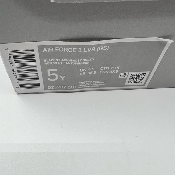 Brand new in box Nike Air Force 1 LV8 - Picture 4 of 5